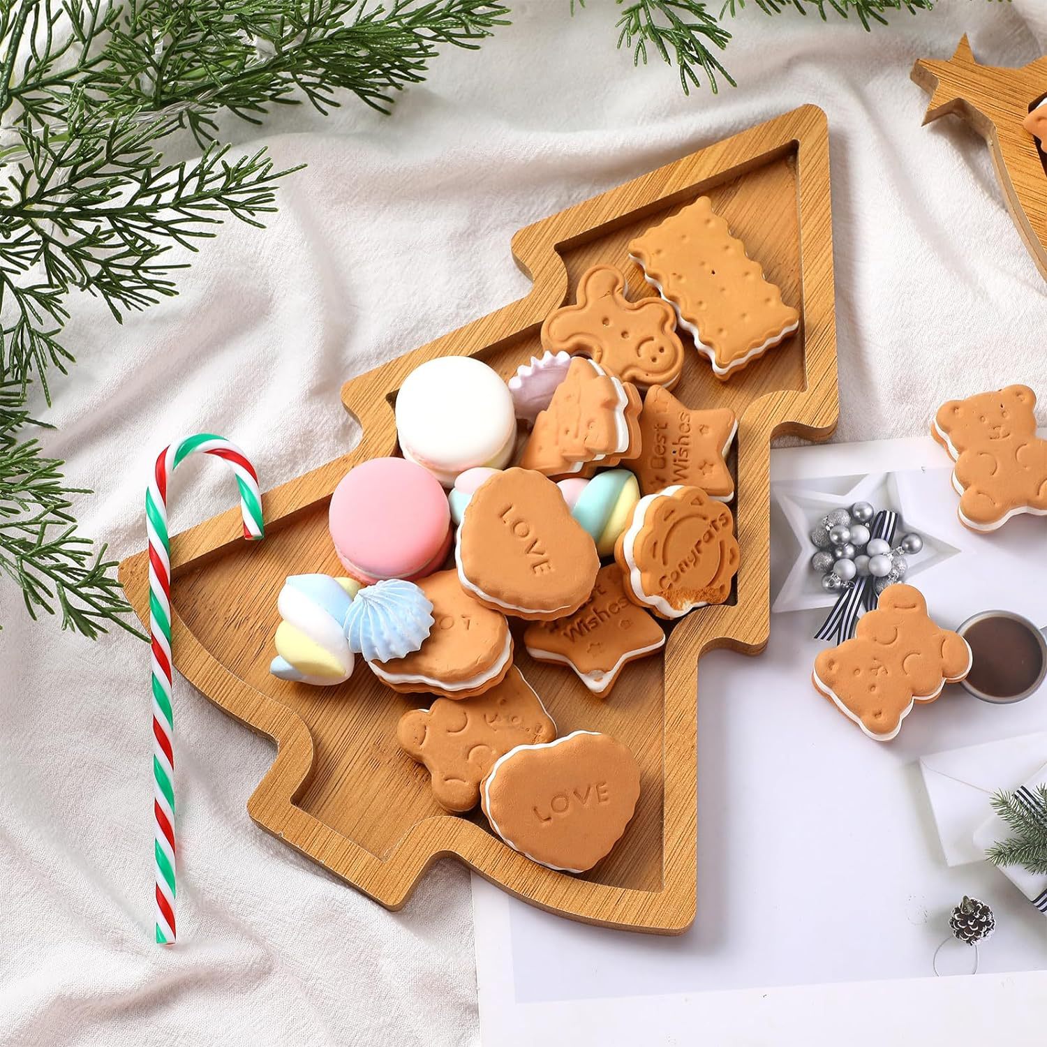 شجرة عيد الميلاد على شكل صينية - مراجعة Xmas Food Snacks وسعره